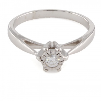 9ct white gold Diamond solitaire Ring size J